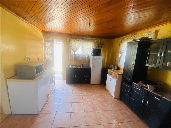 3 Bedroom Property for Sale in Kuyasa Northern Cape